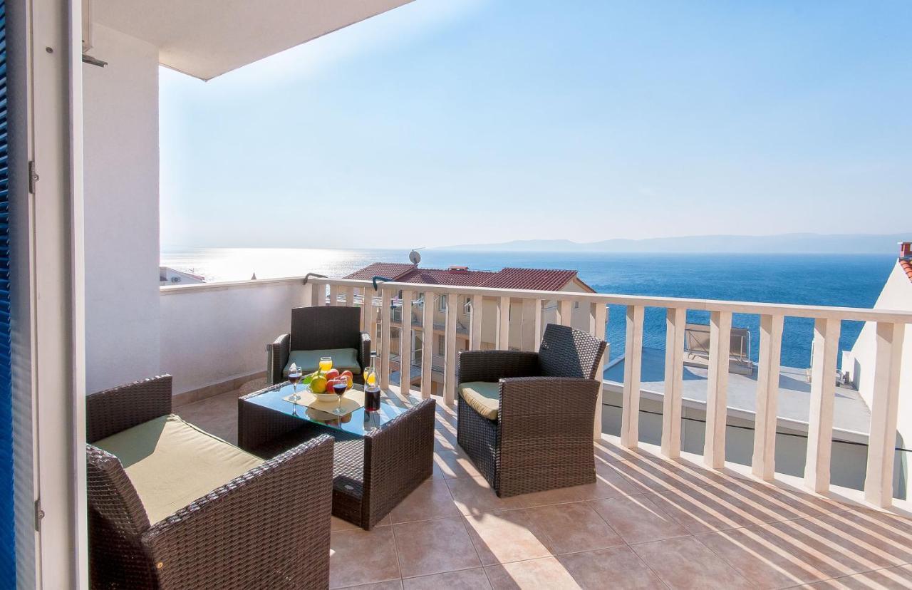 Apartments Marija Писак Екстер'єр фото