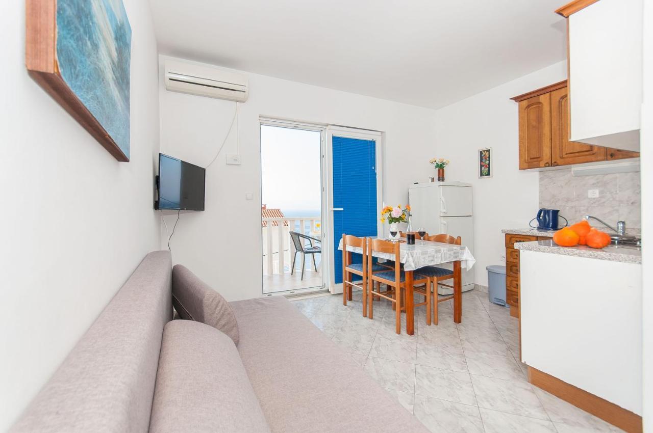 Apartments Marija Писак Екстер'єр фото
