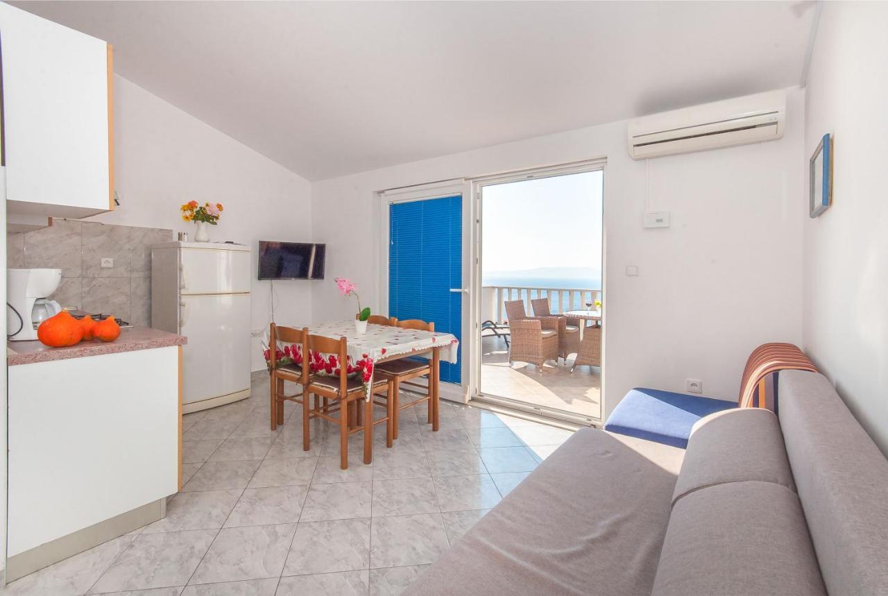 Apartments Marija Писак Екстер'єр фото