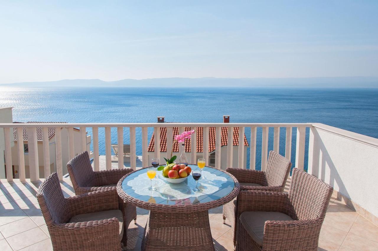 Apartments Marija Писак Екстер'єр фото